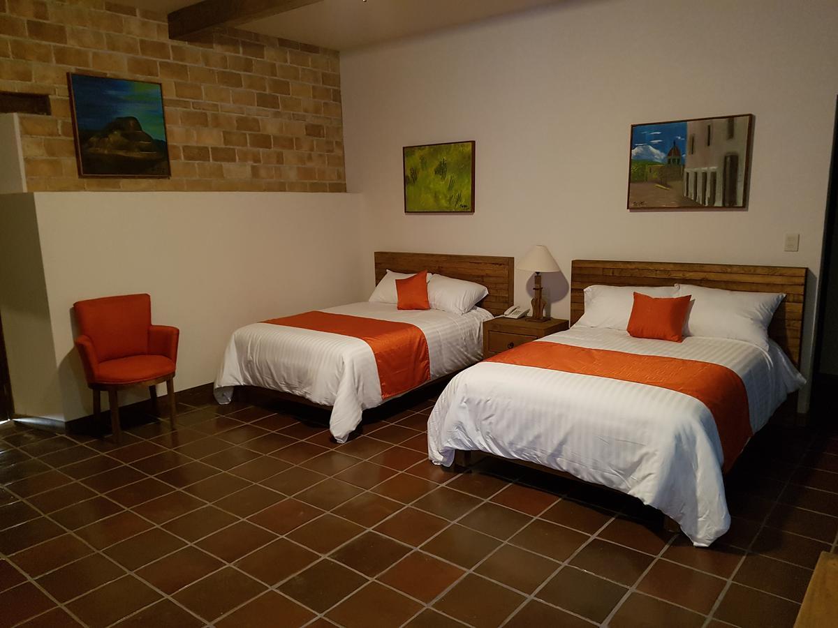 Hotel Casa De Los Rombos Tula Bagian luar foto